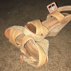 Aldo wedges